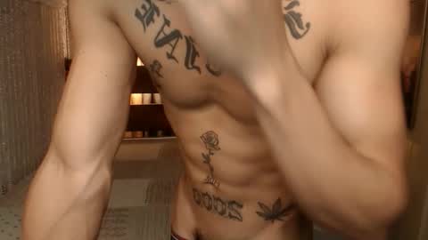 Snapshot of justine_hunk chatting on March 30, 4:13 am justine_hunk online show from March 30, 4:13 am