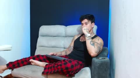 justinfuller_31 online show from June 1, 1:57 pm