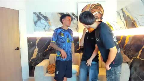 Snapshot of justingtime21 chatting on May 29, 9:35 pm justingtime21 online show from May 29, 9:35 pm