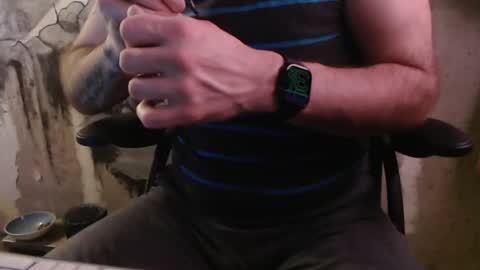 Snapshot of justinmoore1987 chatting on January 8, 1:31 pm justinmoore1987 online show from January 8, 1:31 pm