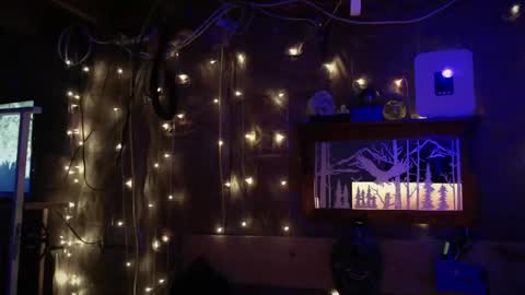 Snapshot of justinmoore1987 chatting on February 18, 6:48 am justinmoore1987 online show from February 18, 6:48 am