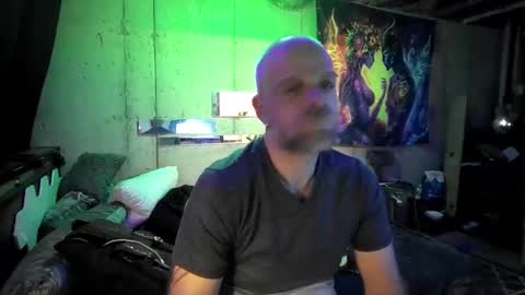 Snapshot of justinmoore1987 chatting on November 21, 9:30 am justinmoore1987 online show from November 21, 9:30 am