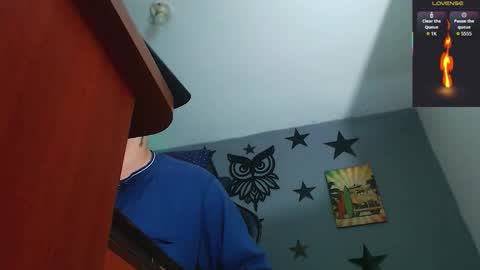 Snapshot of justinsc chatting on February 24, 1:14 am Justinsc online show from February 24, 1:14 am