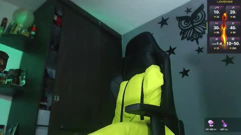 Snapshot of justinsc chatting on February 27, 1:38 am Justinsc online show from February 27, 1:38 am