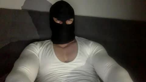 Snapshot of justinthealpha chatting on December 16, 6:24 pm justinthealpha online show from December 16, 6:24 pm