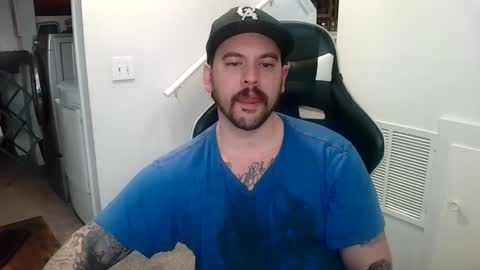 Snapshot of justintym69 chatting on January 7, 5:42 pm justintym69 online show from January 7, 5:42 pm