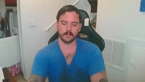 Snapshot of justintym69 chatting on February 19, 8:41 pm justintym69 online show from February 19, 8:41 pm