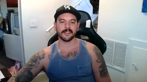 Snapshot of justintym69 chatting on February 23, 9:48 pm justintym69 online show from February 23, 9:48 pm