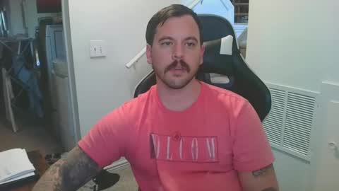 Snapshot of justintym69 chatting on February 26, 7:27 pm justintym69 online show from February 26, 7:27 pm