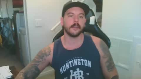Snapshot of justintym69 chatting on March 6, 8:16 pm justintym69 online show from March 6, 8:16 pm