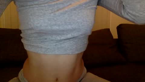 Snapshot of justmaddison chatting on October 15, 4:40 pm Maddison online show from October 15, 4:40 pm