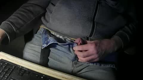 Justme39057 online show from March 17, 5:05 pm