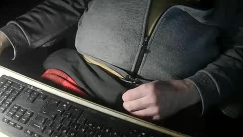 Justme39057 online show from March 30, 4:19 pm