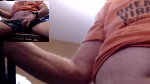 Snapshot of justmeagain111 chatting on March 9, 5:17 pm justmeagain111 online show from March 9, 5:17 pm