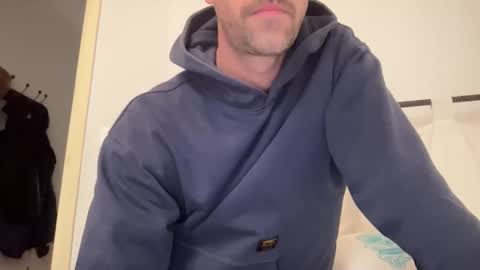 justmeandyou00 online show from December 5, 11:08 am