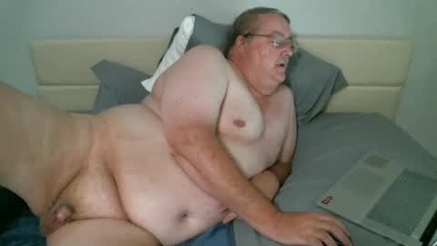 Snapshot of justmedm64 chatting on December 5, 3:37 am justmedm64 online show from December 5, 3:37 am