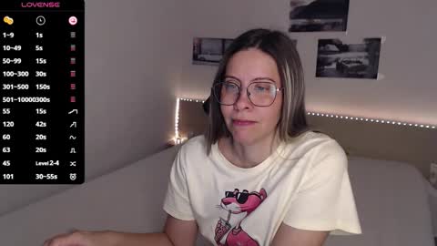 Julie online show from December 5, 5:16 am