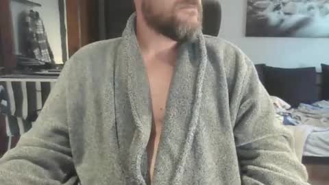 Snapshot of justniceman123 chatting on December 4, 8:45 am justniceman123 online show from December 4, 8:45 am