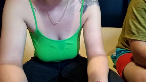 Snapshot of justonetime333 chatting on September 23, 9:23 am Ana online show from September 23, 9:23 am