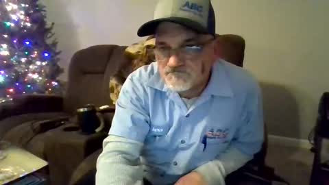 justredneck online show from December 5, 6:21 am