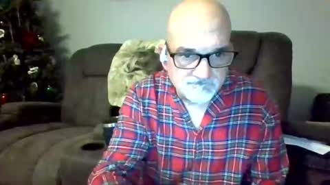 justredneck online show from December 12, 8:03 am