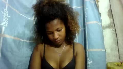 juvanie98 online show from March 18, 11:08 pm