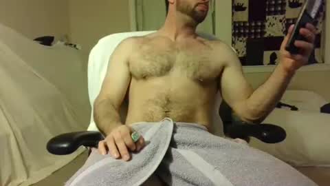 Snapshot of jwolf86 chatting on January 1, 4:39 am Wolf online show from January 1, 4:39 am