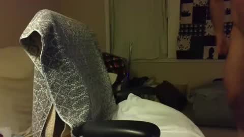 Snapshot of jwolf86 chatting on February 9, 6:33 am Wolf online show from February 9, 6:33 am