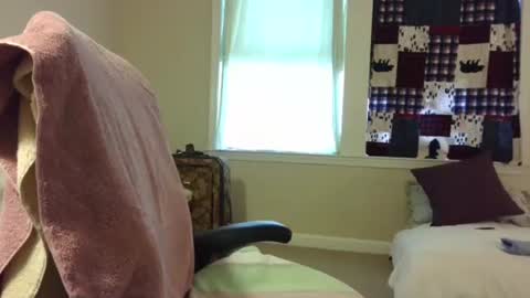 Snapshot of jwolf86 chatting on March 3, 2:04 pm Wolf online show from March 3, 2:04 pm