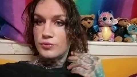 jynxamy online show from June 18, 2:10 pm