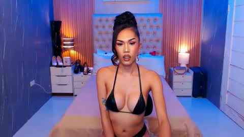 Snapshot of jynxocean chatting on March 27, 10:26 am Jynx online show from March 27, 10:26 am