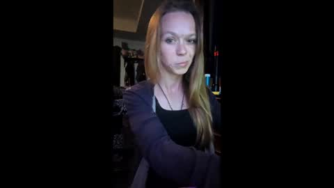 Snapshot of k11089 chatting on May 9, 2:39 am k11089 online show from May 9, 2:39 am