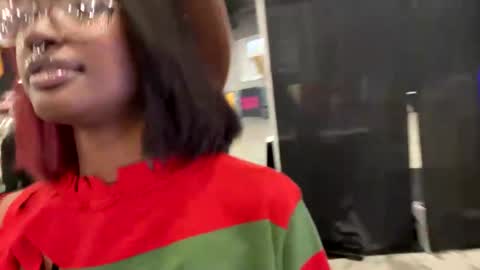 Aki Kim online show from October 26, 8:48 pm