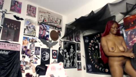 Aki Kim online show from June 12, 6:29 pm