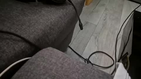 k36620146 online show from April 1, 7:42 am