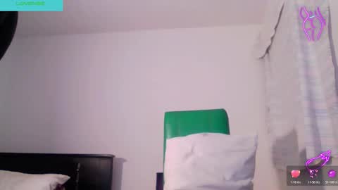 Snapshot of k4str0_t0rre5 chatting on December 1, 7:35 am k4str0_t0rre5 online show from December 1, 7:35 am