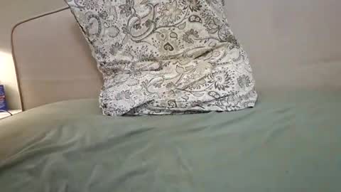 k938601 online show from December 22, 7:00 pm