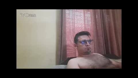 Snapshot of k9cat chatting on November 7, 10:04 am k9cat online show from November 7, 10:04 am