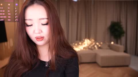 Amely online show from March 29, 4:01 am