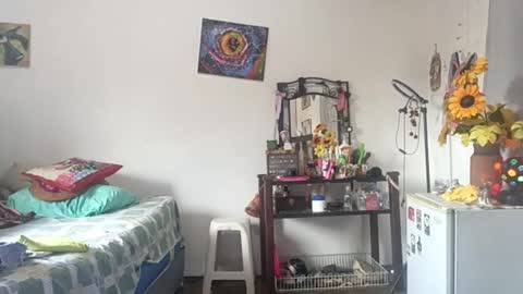 Snapshot of k_mabell chatting on December 17, 6:47 pm k_mabell online show from December 17, 6:47 pm