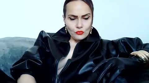 k_queen36 online show from May 12, 11:07 am