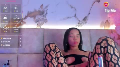 Snapshot of kaarol01 chatting on February 18, 8:05 pm kaarol01 online show from February 18, 8:05 pm