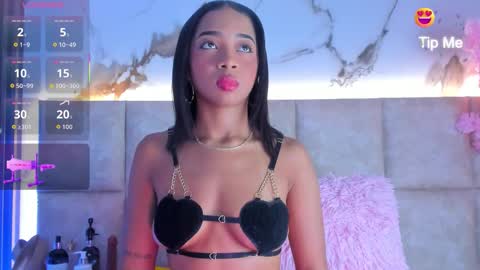 Snapshot of kaarol01 chatting on February 21, 6:53 pm kaarol01 online show from February 21, 6:53 pm