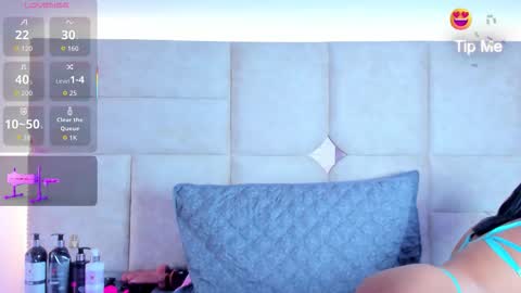 Snapshot of kaarol01 chatting on March 15, 7:09 pm kaarol01 online show from March 15, 7:09 pm