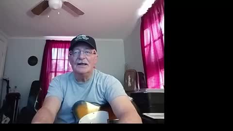 Snapshot of kabriggs137 chatting on December 15, 7:40 pm kabriggs137 online show from December 15, 7:40 pm