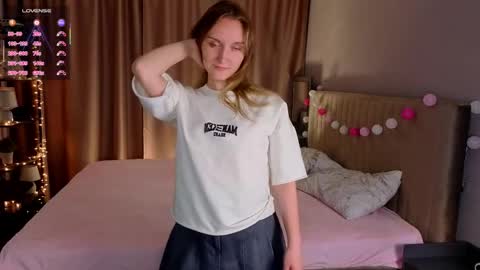 Kate online show from June 7, 6:22 pm