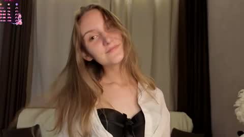 Kate online show from July 30, 3:44 pm