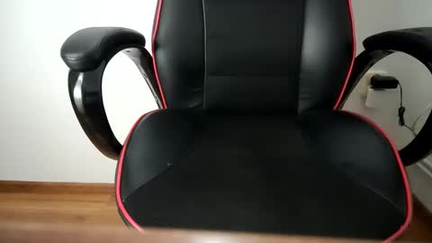 kacperbig98 online show from December 20, 4:52 am