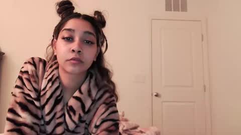 kaelagreen online show from January 18, 10:52 am