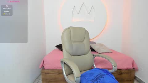 kaelswitch online show from January 31, 8:51 pm